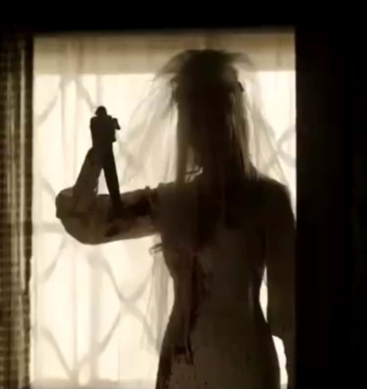 Annabelle's dead bride