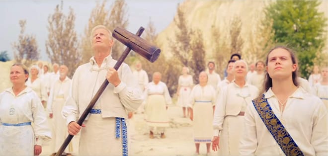 Giant mallet used to brain people in Midsommar.